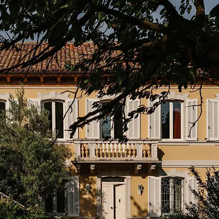 Tinella - Piemonte's Vineyard Escape * Calosso