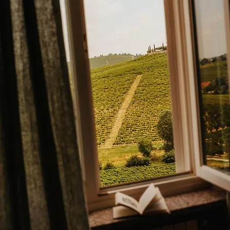 Tinella - Piemonte's Vineyard Escape Villa *