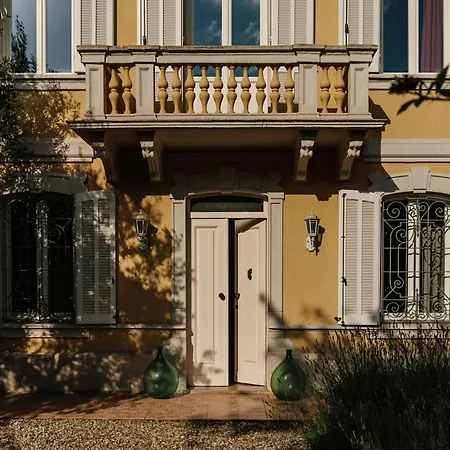 Tinella - Piemonte's Vineyard Escape