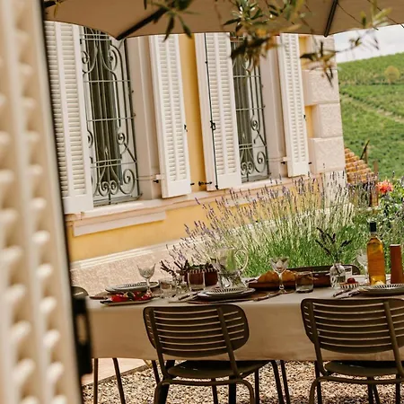 Tinella - Piemonte's Vineyard Escape *